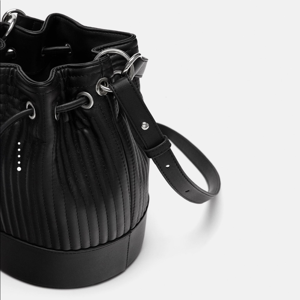 HOST PICK Zara quilted Bucket bag - Picture 5 of 8